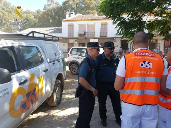 Auxilian a un hombre en situación crítica tras sufrir un ictus en El Rocío