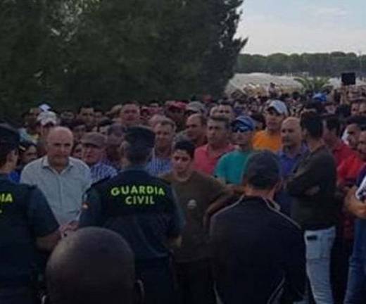 Lucena frena el cierre de pozos y ‘vigilará’ para evitar que la CHG cumpla la sentencia del TSJA