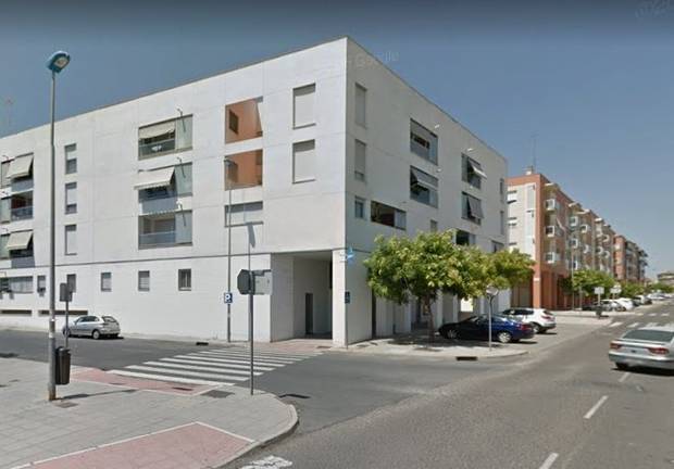 El fuego devora una vivienda en el camino de El Saladillo