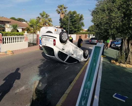 Cuatro heridos tras el choque de dos vehículos en Almonte