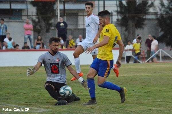 Caye Quintana no para de hacer goles, también en el Cádiz