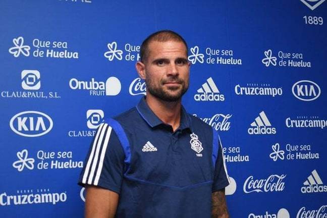 Nano: “El Recreativo es el mejor club para mostrar que aún tengo mucho fútbol”