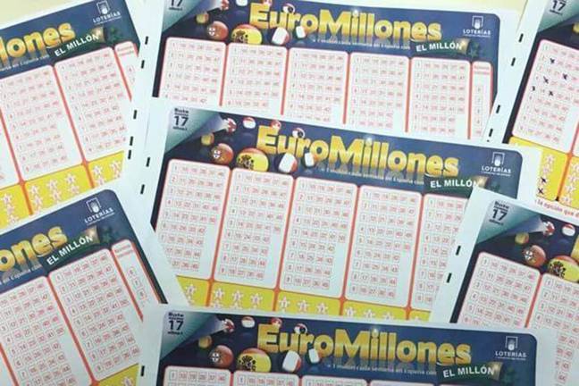 Recae ‘El Millón’ en Villanueva de los Castillejos