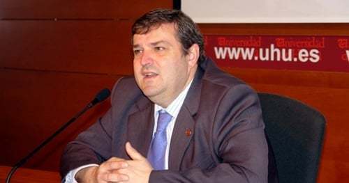 Francisco José Martínez: “Hay que pensar más en los andaluces y menos en otras cosas”