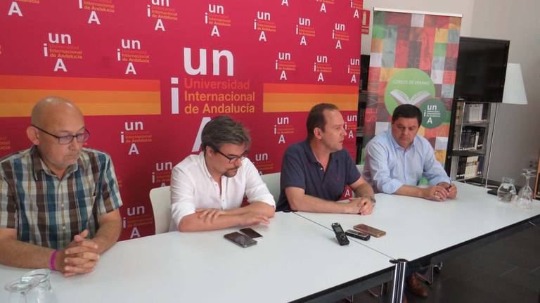 Técnicos y políticos discuten en un curso en la UNIA sobre herramientas para mejorar el servicio de empleo