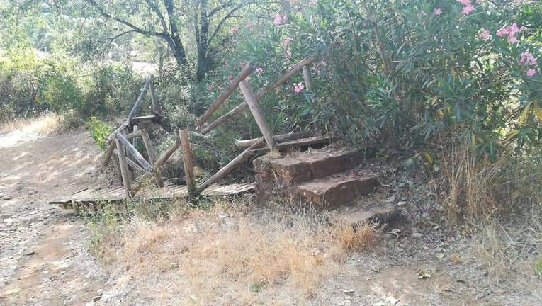 Destrozan dos puentes de acceso hacia Los Chorros de Joyarancón