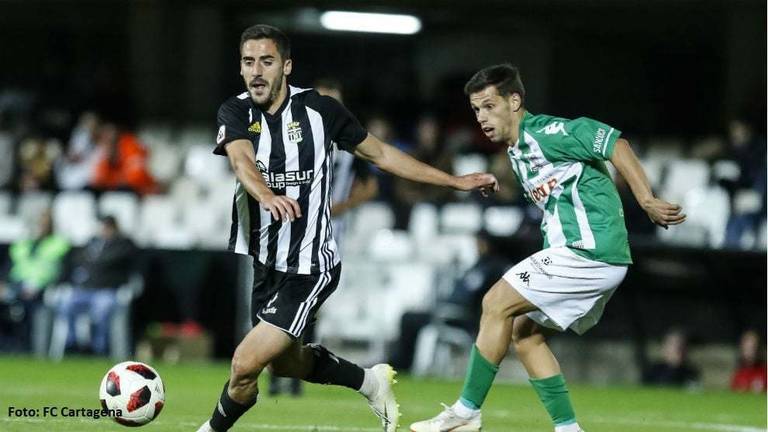 El Recreativo amplía el abanico con Moyita