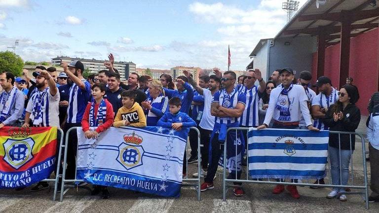 La afición del Recreativo activa el ‘chip’ de la Liga