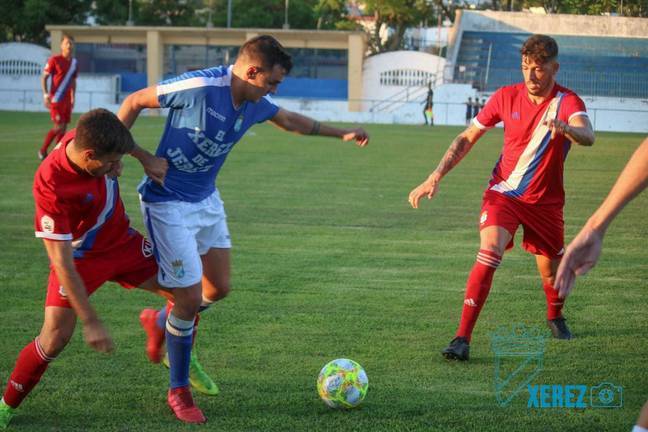 Rubén Cruz debuta a lo grande con el Recreativo (0-3)