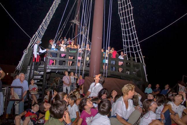 El Muelle de las Carabelas sigue con su programación familiar hasta finales de agosto