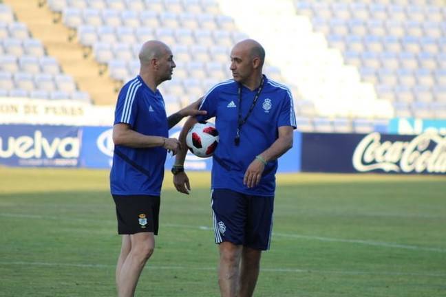 Monteagudo tiene un dilema con el fichaje estrella del Recreativo