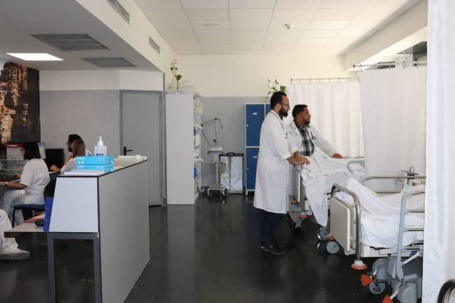 Más de 900 pacientes se benefician de la Unidad de Ictus del Juan Ramón Jiménez