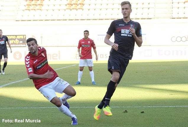 El Plan B del Recre para el lateral diestro acaba en el Lleida