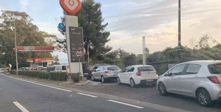 Ayamonte se frota las manos ante la huelga del combustible en Portugal