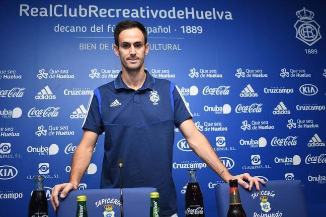 Rubén Cruz: “Elegí al Recre por lo que representa para el fútbol”