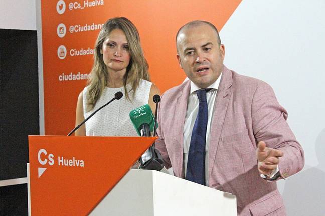 Ciudadanos seguirá apostando por la Huelva-Cádiz porque “hasta la quiere Gabriel Cruz”