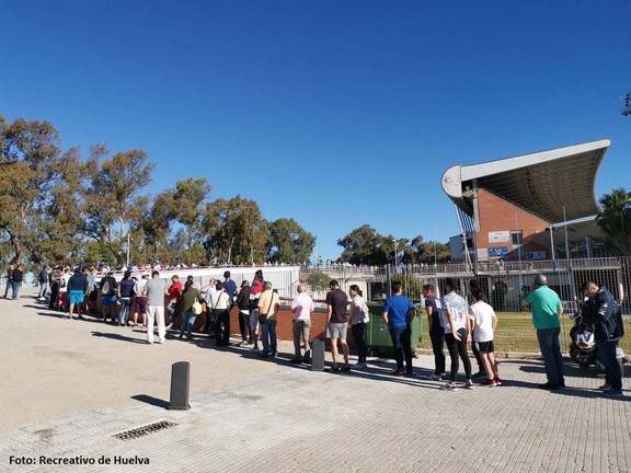 Precios de las entradas para ver al Recreativo ante el UCAM