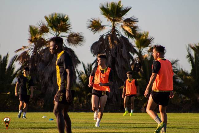 El San Roque espera fichar ‘de verdad’ a Nuti, Jobarteh y Rydstrand