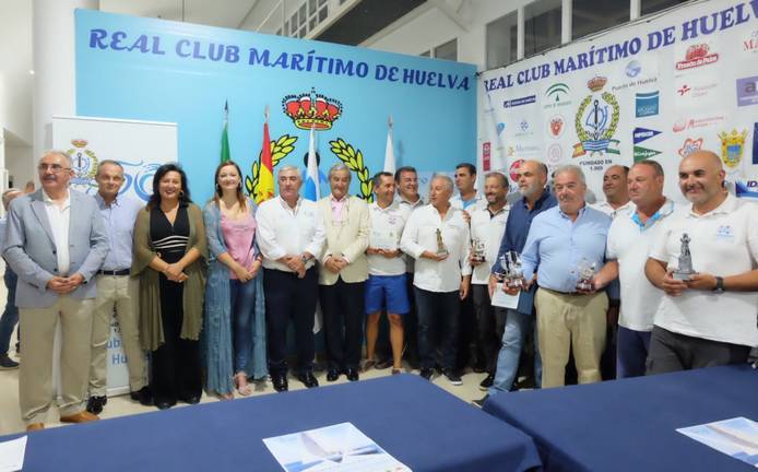 El RCMH celebra su 50º aniversario con una regata de 28 veleros