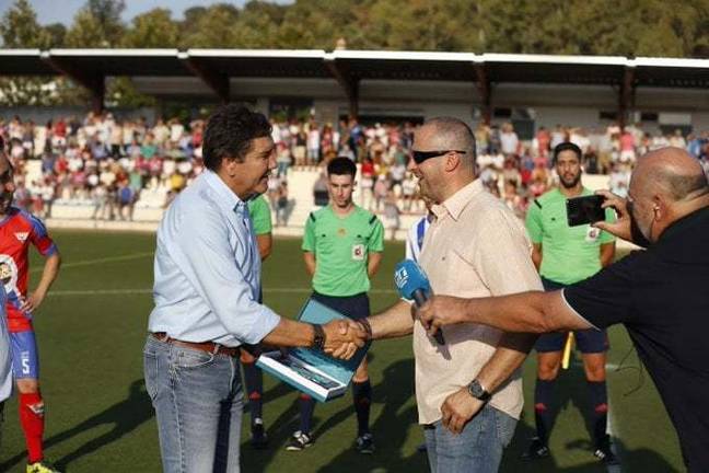 Zambrano confirma el presupuesto del Recreativo