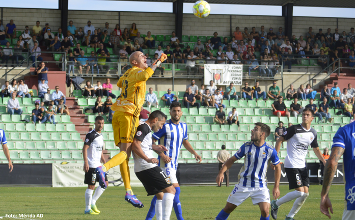 El Recreativo se estrena lejos de Huelva gracias a un gol de oro de Chuli (0-1)