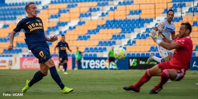 Isaac Aketxe elogia al Recreativo y a su afición