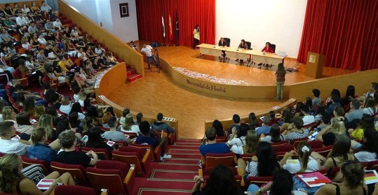 La UHU recibe este martes a 409 estudiantes de 48 países diferentes
