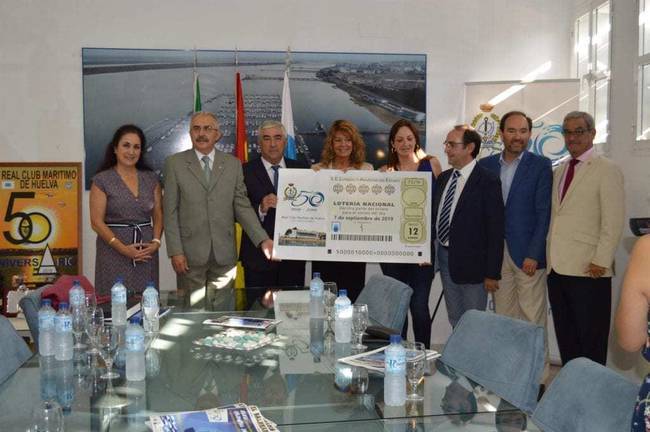 Lotería Nacional dedica un décimo al 50 aniversario del Real Club Marítimo de Huelva