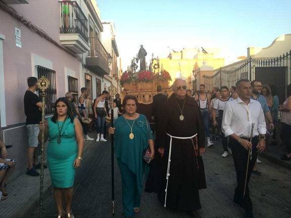 La procesión de San Francisco de Asís pone el broche de oro a las Fiestas de Isla Cristina