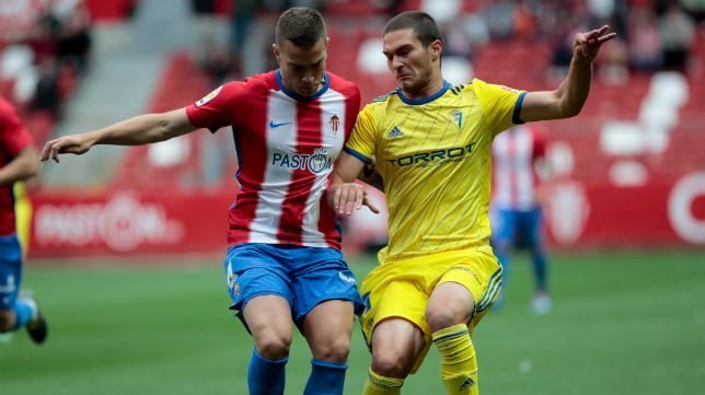 Jovanovic, otra alternativa para suplir a Carlos Fernández