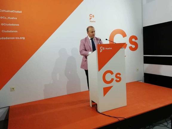 Cs destaca la apuesta “clara y rotunda” de la Junta por la educación pública