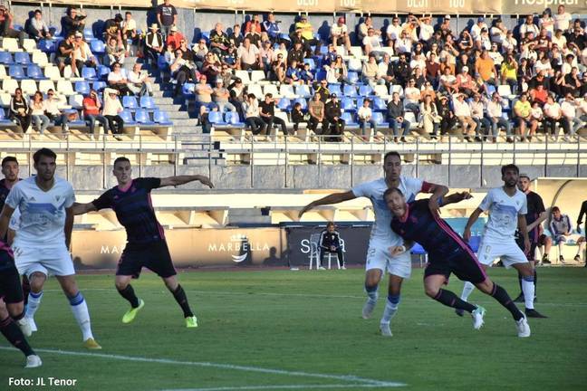 El Recreativo ofrece su peor versión y suspende en Marbella (2-1)