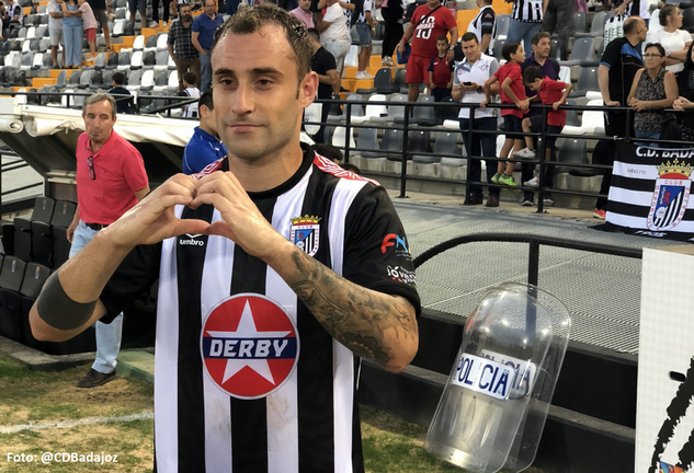 Sólo gana uno de los seis primeros, y gracias a un ex del Recre