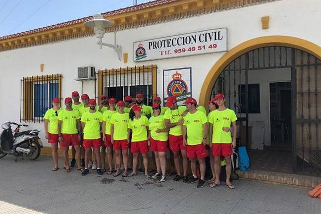 Casi 12.000 incidencias atendidas en las playas de Punta Umbría