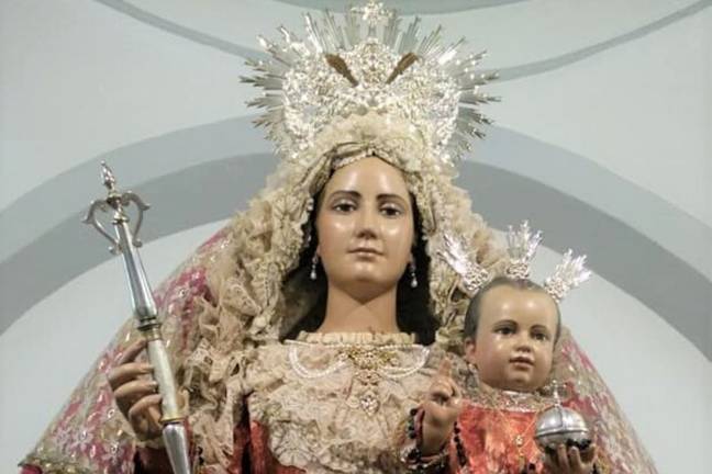 La Patrona de Cortegana cambia de vestimenta para Tosantos