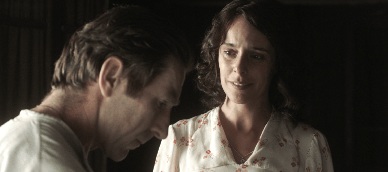 La película ‘La trinchera infinita’, rodada en Huelva, triunfa en los Premios Forqué