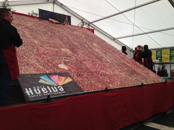 La IX Feria Gastronómica de Cumbres Mayores hermanará el jamón y el vino de Montilla