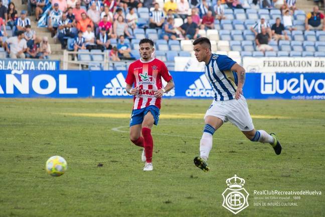 El Recreativo pierde al futbolista revelación para recibir al Murcia