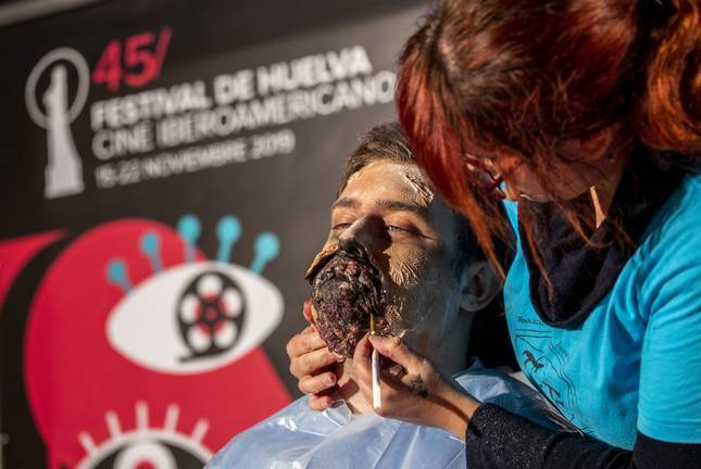 La plaza de la Soledad se llena de zombies