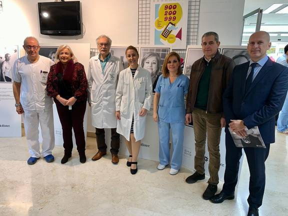 El Hospital de Riotinto acoge la exposición itinerante ‘Héroes y Heroínas’ sobre ostomía