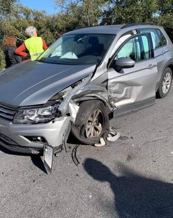 Evacuado en helicóptero un herido tras el choque de dos coches en Cala