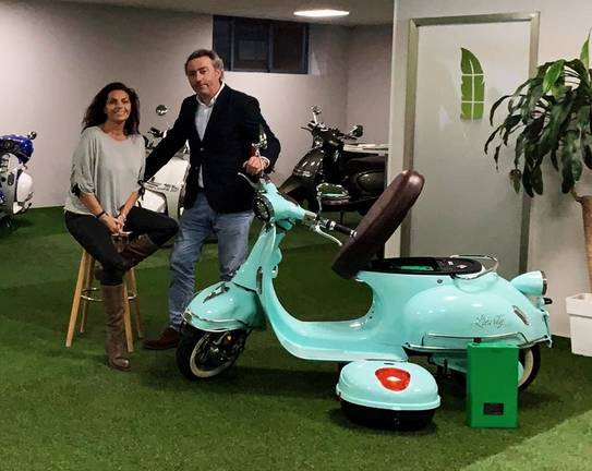 Una empresa de Huelva crea motos y micro coches eléctricos