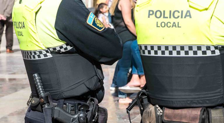 Un hombre apuñala y mata a su madre de 89 años en La Palma del Condado
