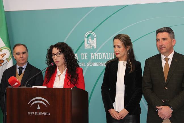 La Junta destaca “la mejora de los servicios públicos” tras el primer año de gestión