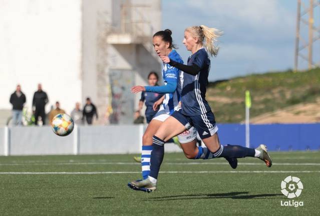 El Sporting cae por 1-3 frente al C.D. Tacon