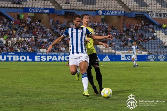 El Talavera le hace un favor al Recreativo