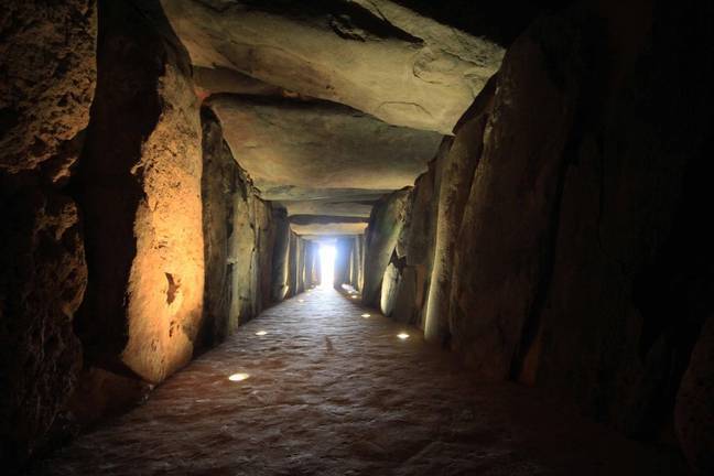 El Dolmen de Soto de Trigueros vuelve a abrir sus puertas