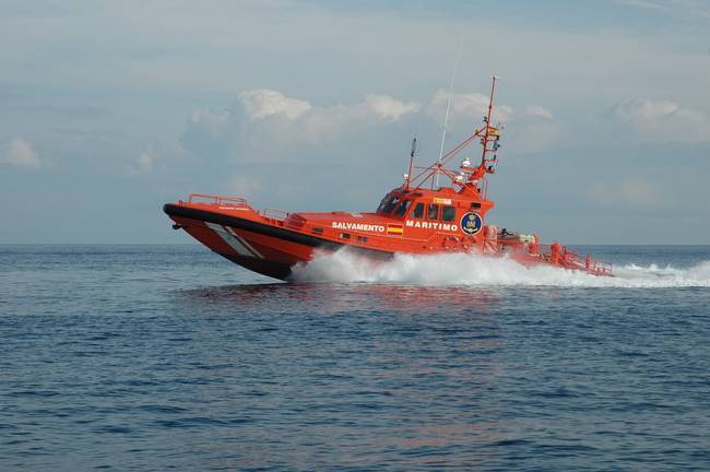 Muere en alta mar un pescador de Punta Umbría tras desplomarse y caer al agua