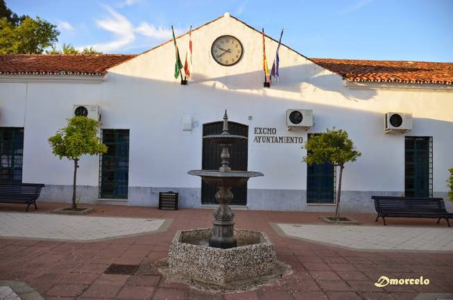Arroyomolinos de León decreta un día de luto por las víctimas del accidente de Cala