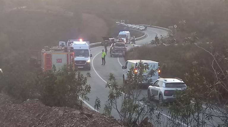 Fallece una persona y dos resultan heridas en un accidente de tráfico en Rosal de la Frontera